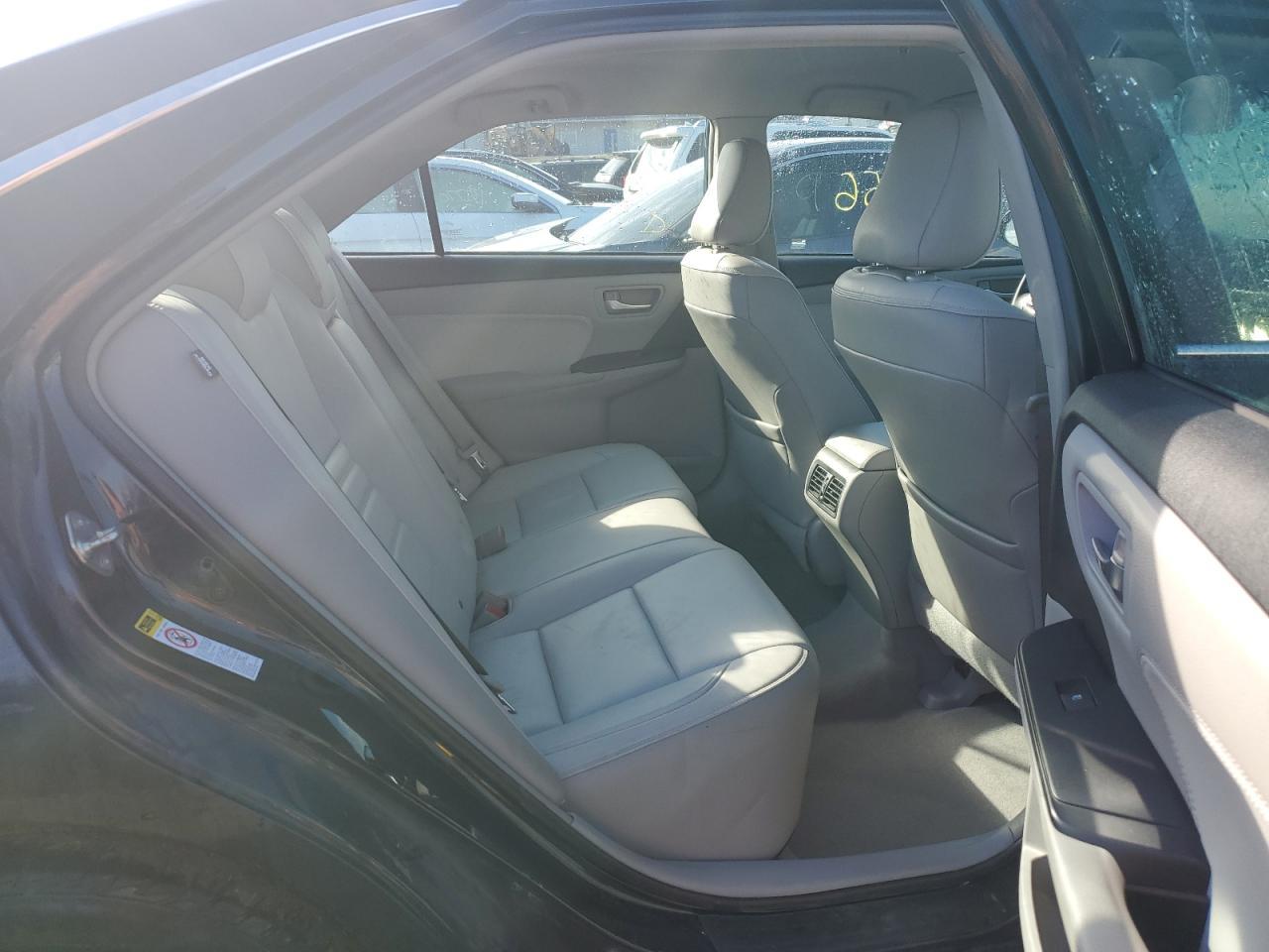 2015 TOYOTA CAMRY