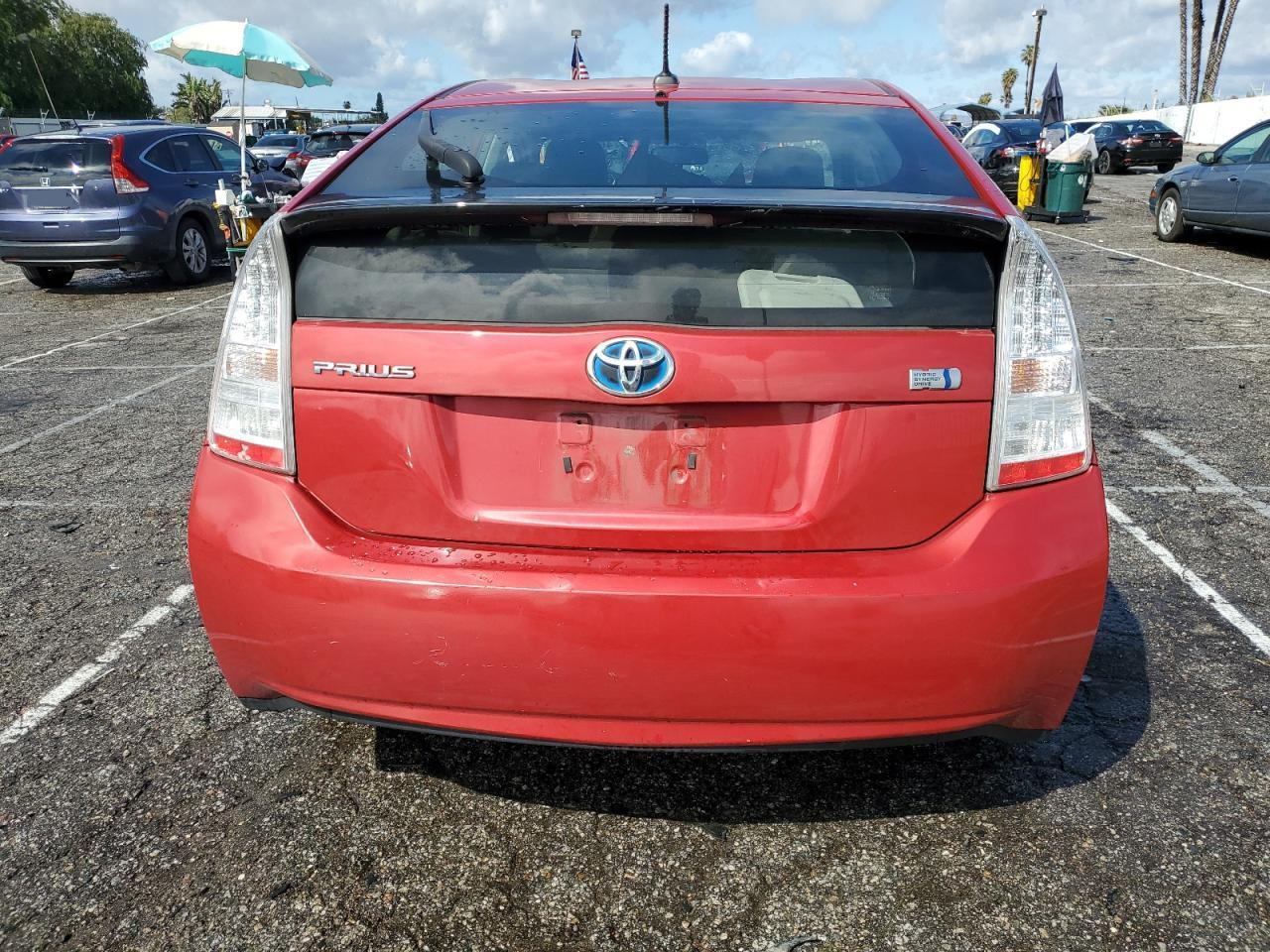 2011 TOYOTA PRIUS