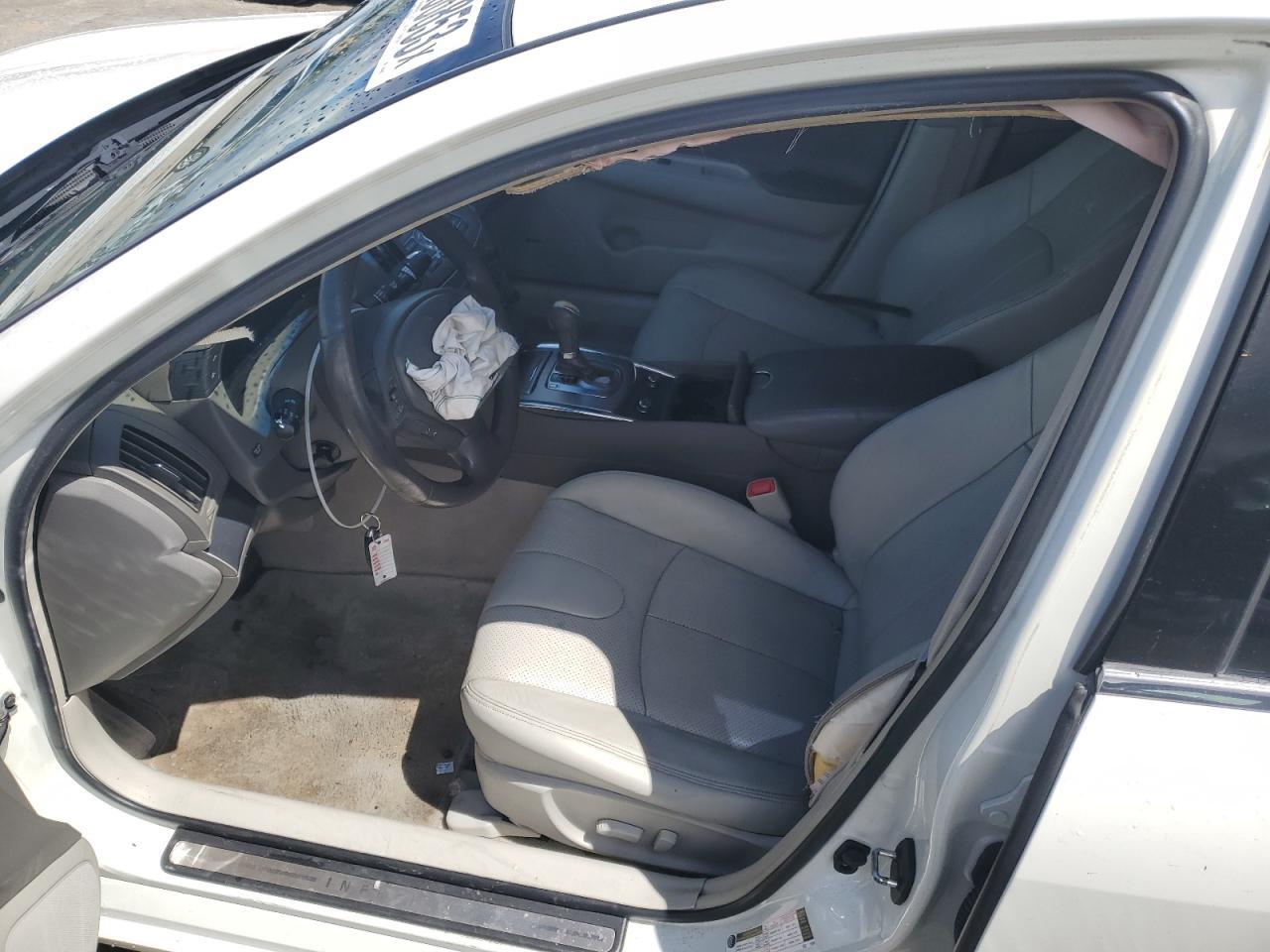 2010 INFINITI G37