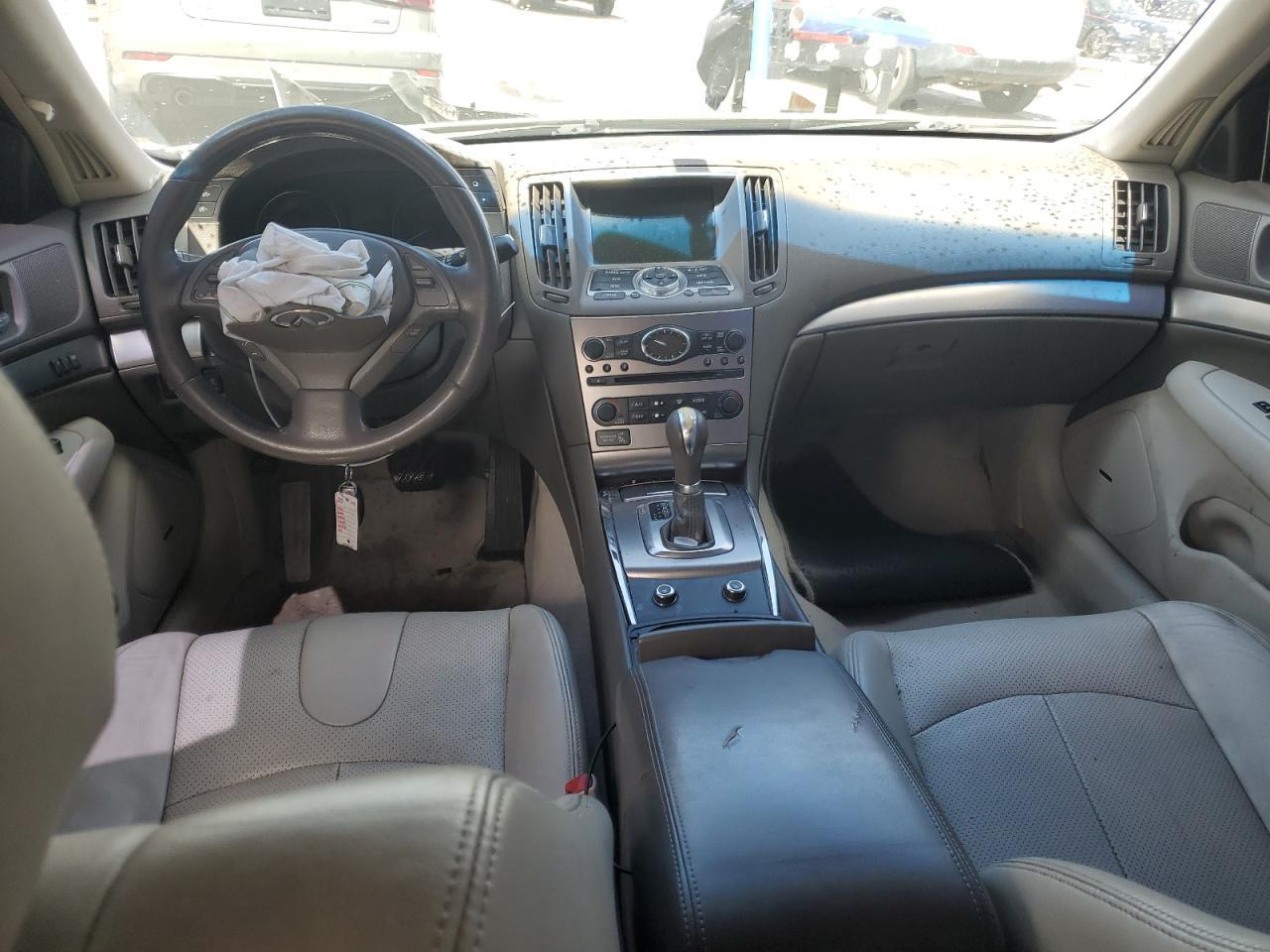 2010 INFINITI G37