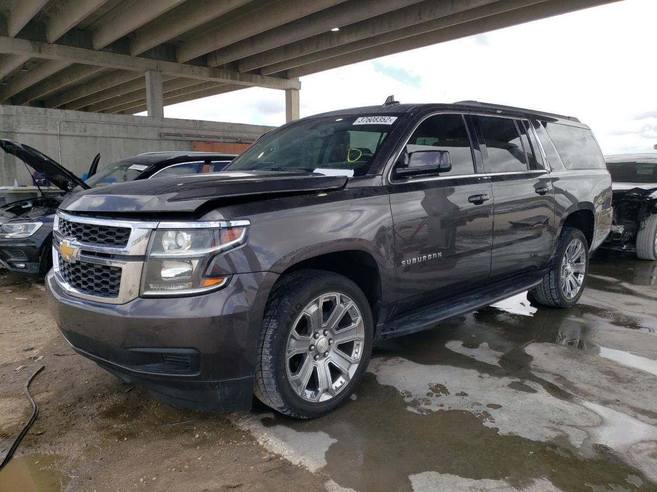 2017 CHEVROLET Suburban