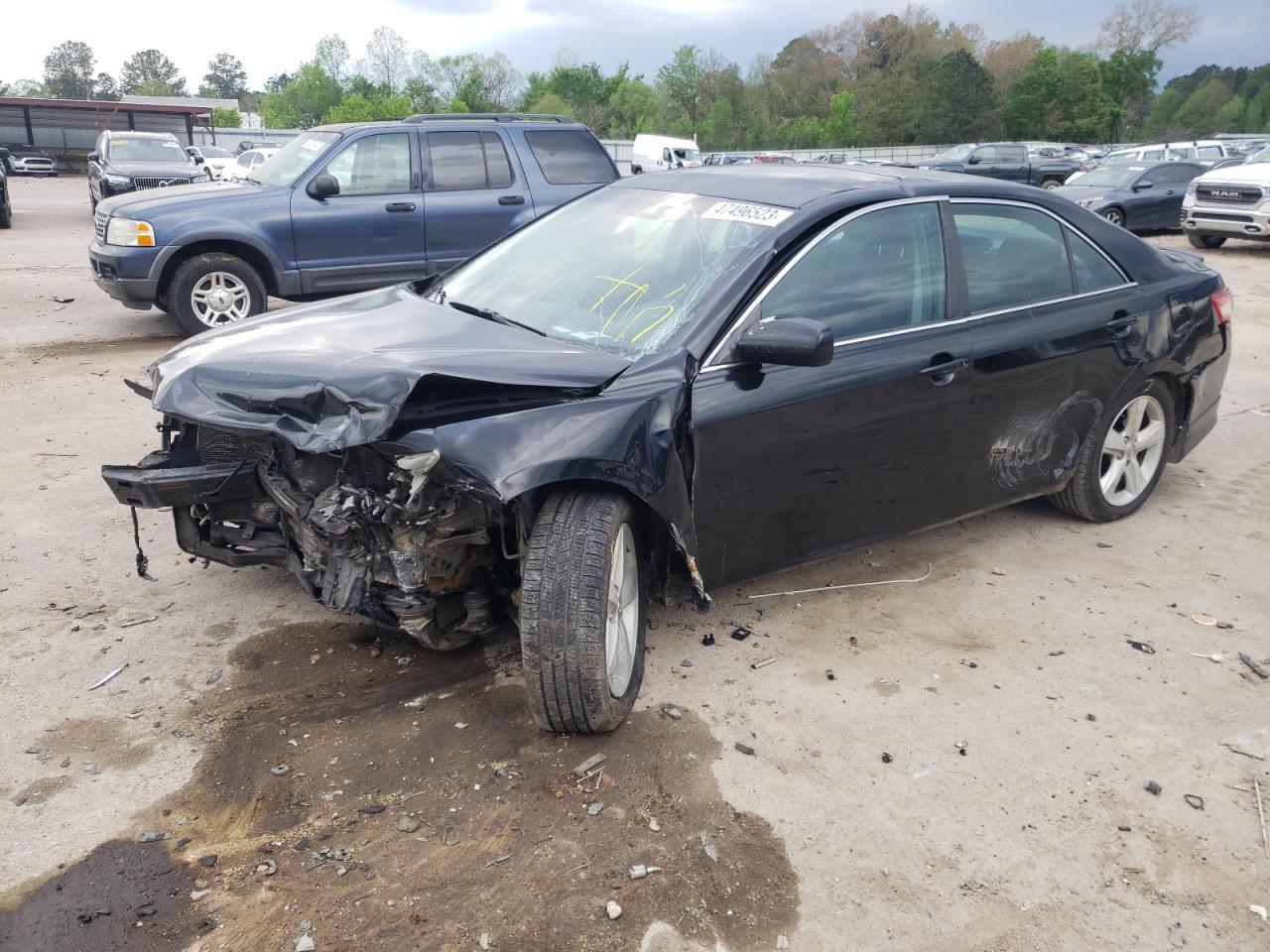 2011 TOYOTA CAMRY