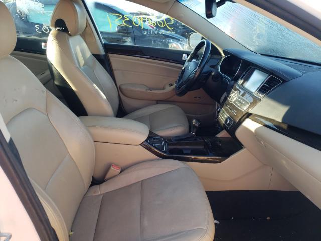 2015 KIA Cadenza