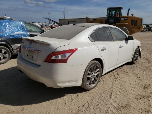 2010 NISSAN Maxima