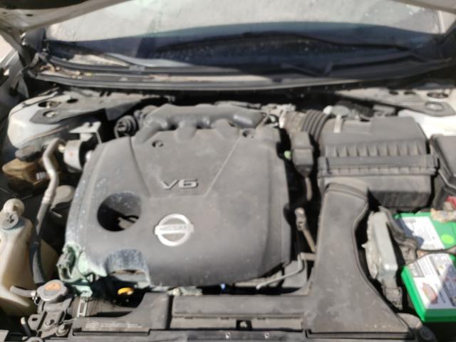 2010 NISSAN Maxima