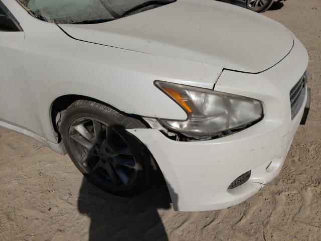 2010 NISSAN Maxima