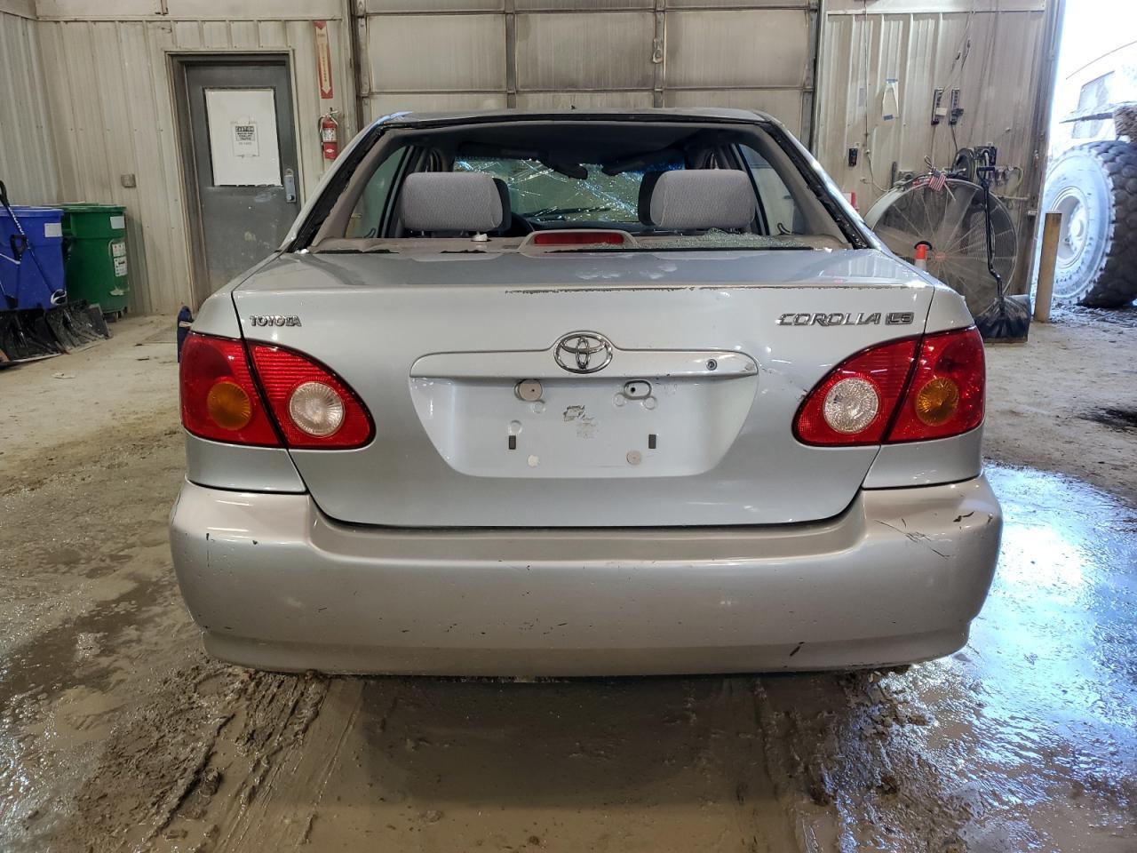 2004 TOYOTA COROLLA