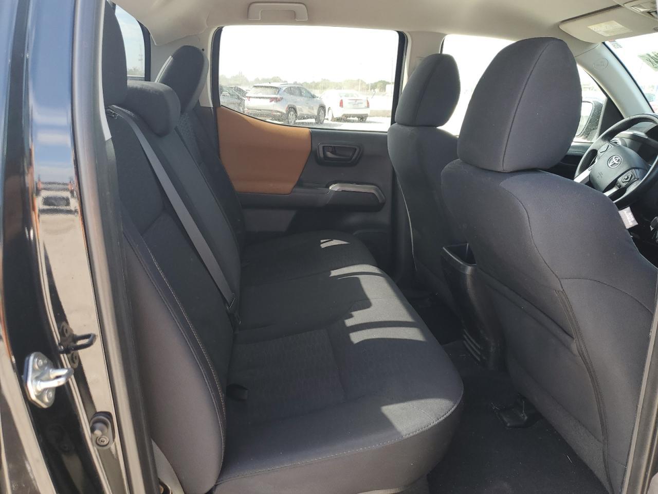 2016 TOYOTA TACOMA