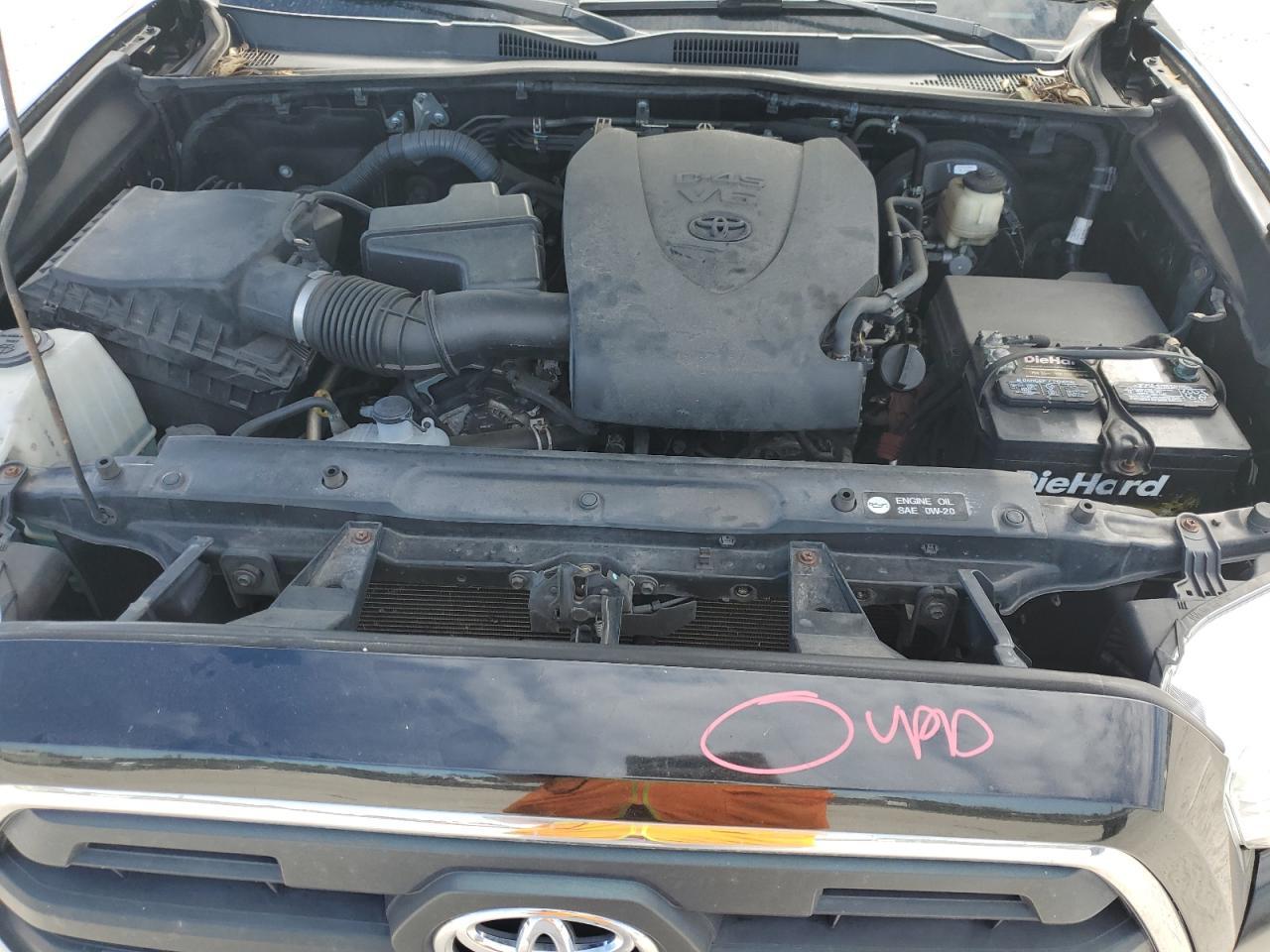 2016 TOYOTA TACOMA