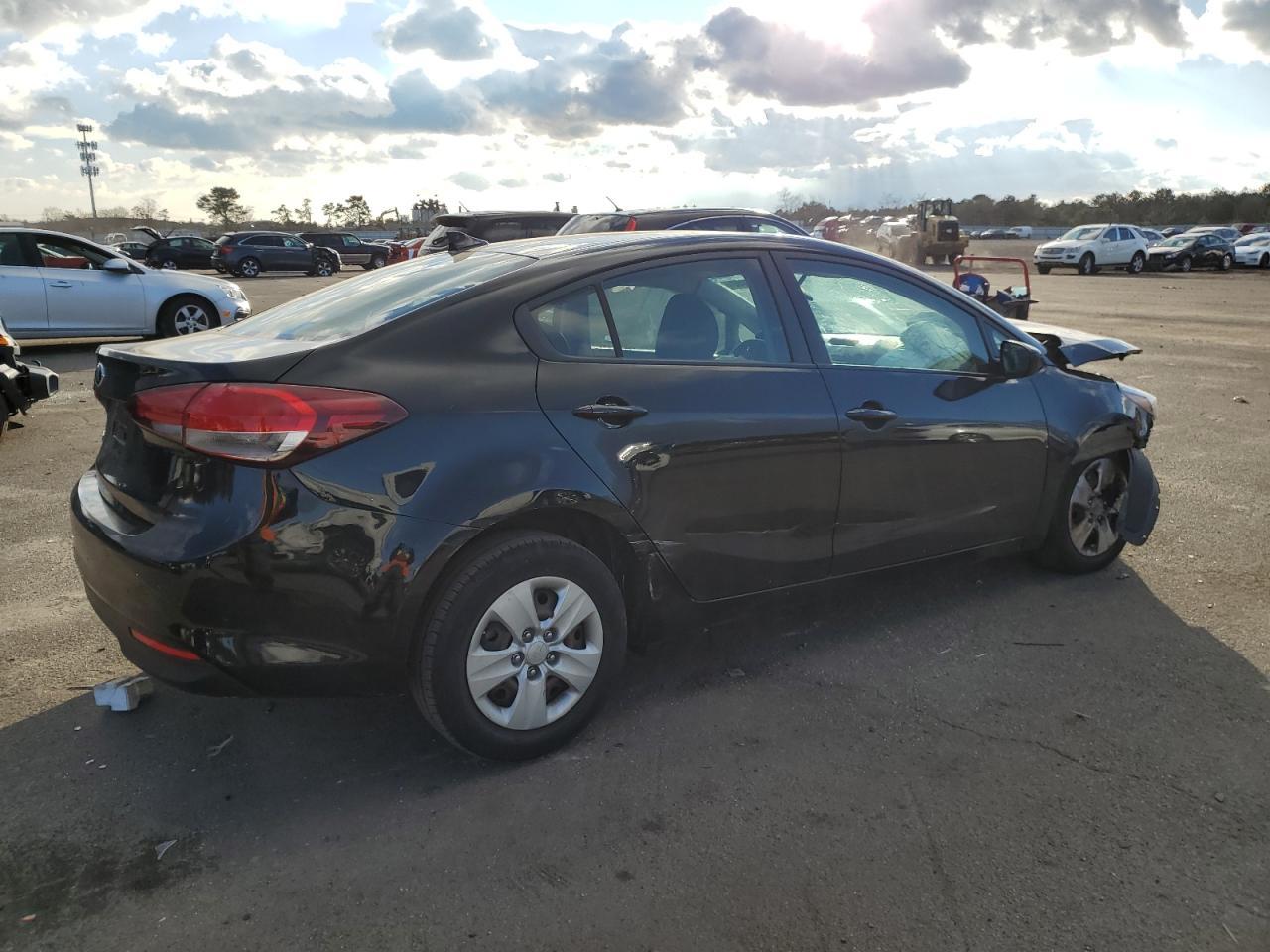 2018 KIA FORTE