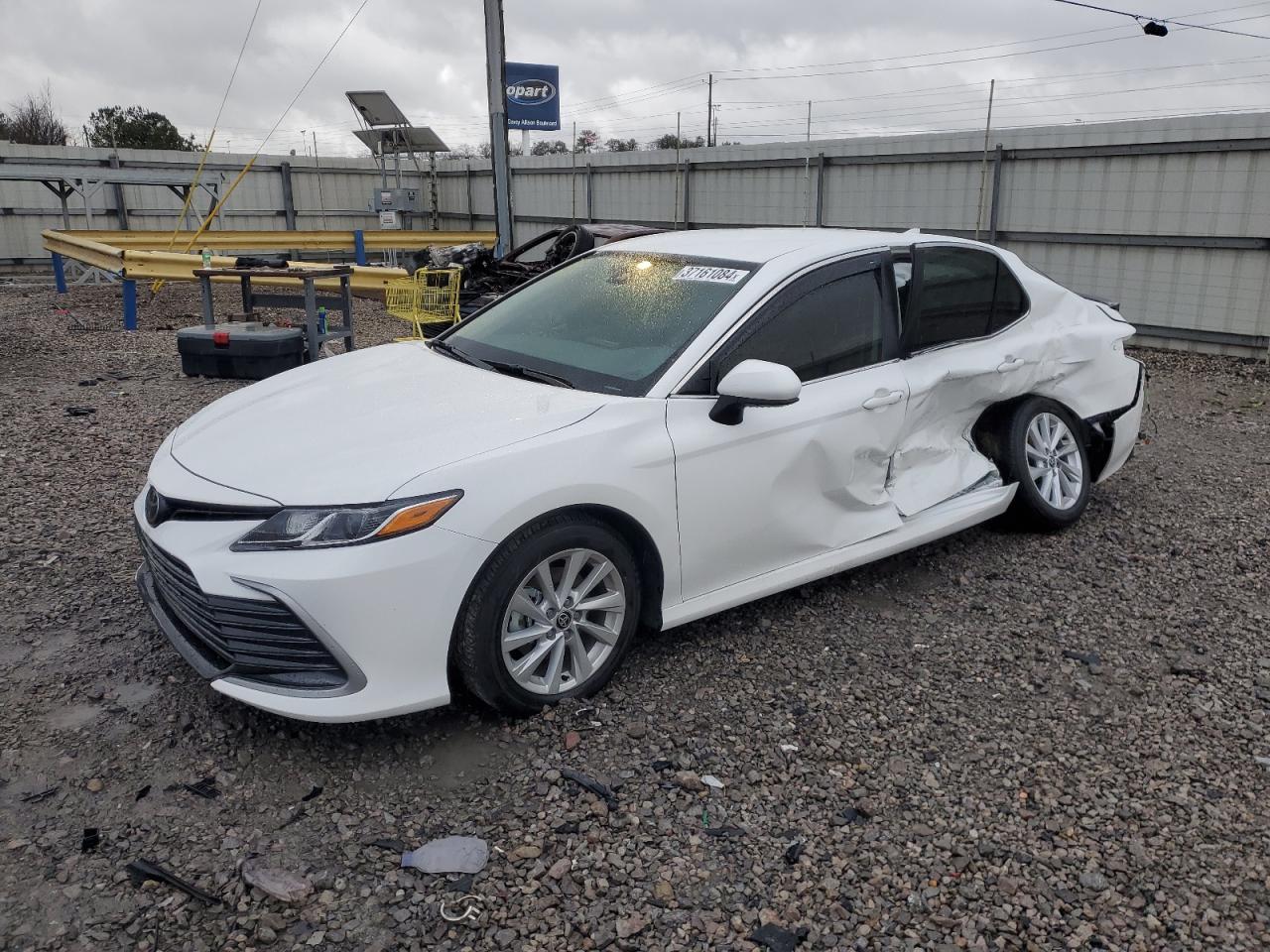 2023 TOYOTA CAMRY