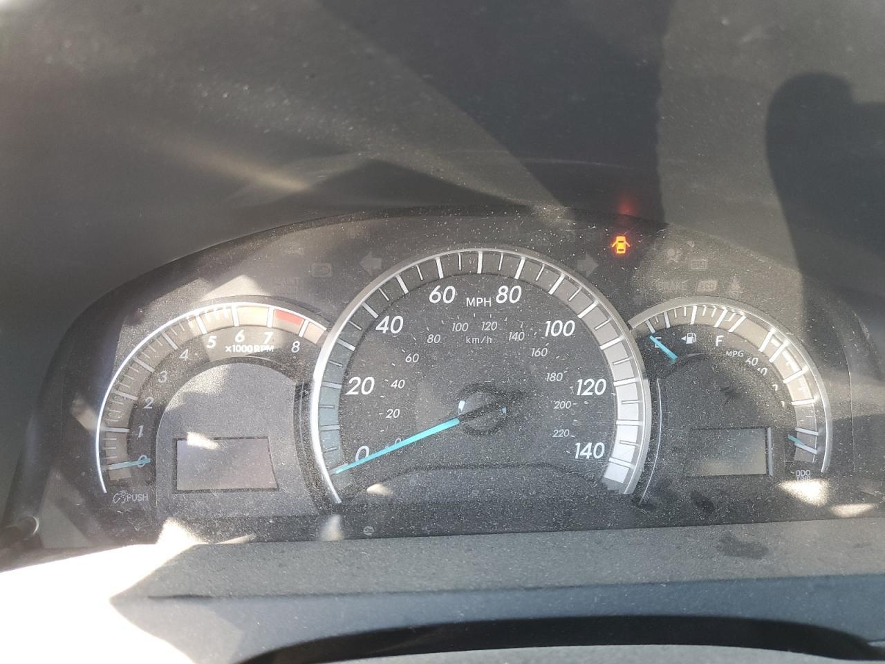 2014 TOYOTA CAMRY