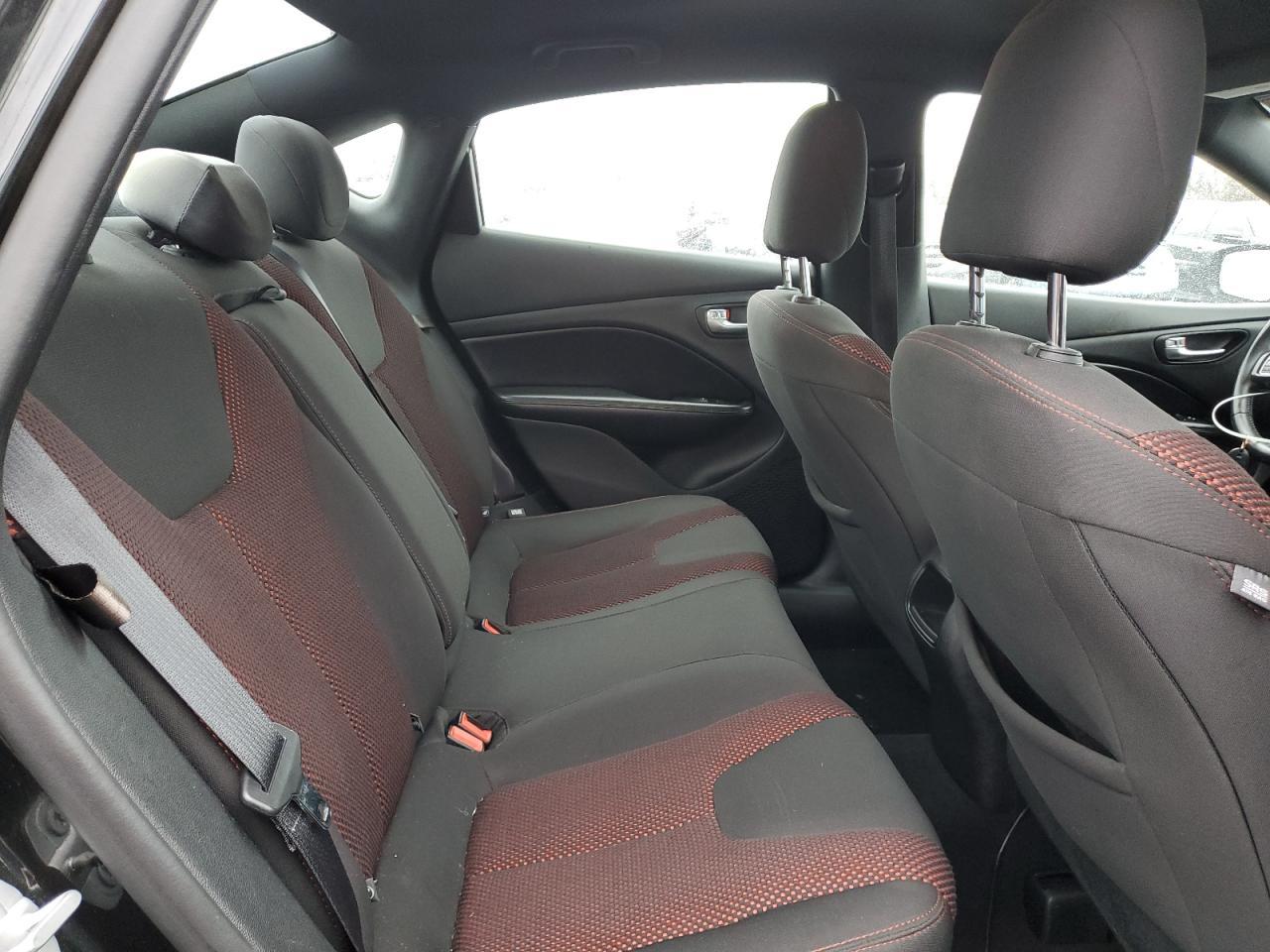 2016 DODGE Dart
