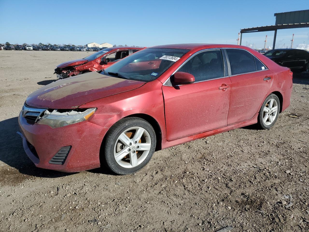 2014 TOYOTA CAMRY