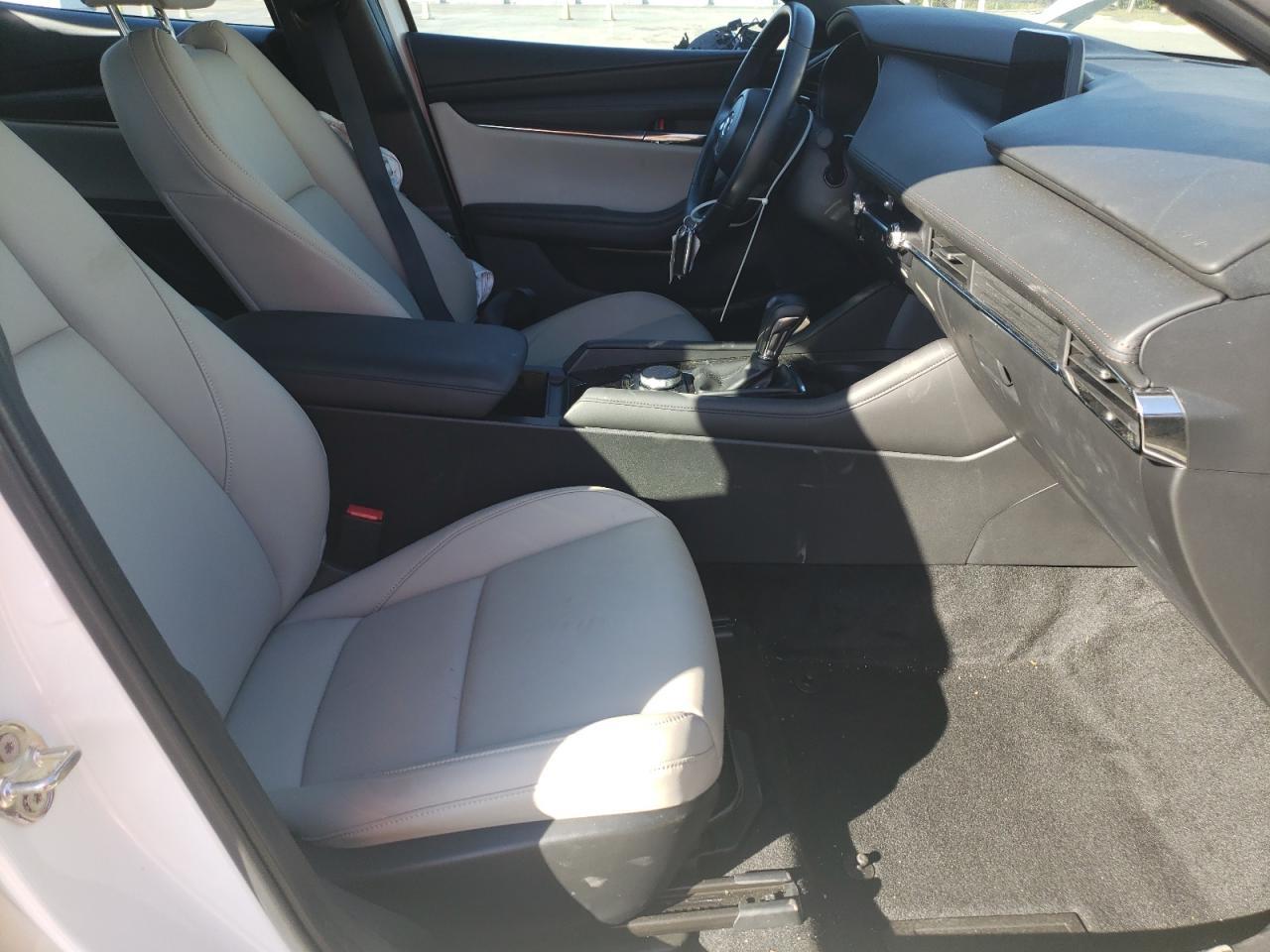 2021 MAZDA 3