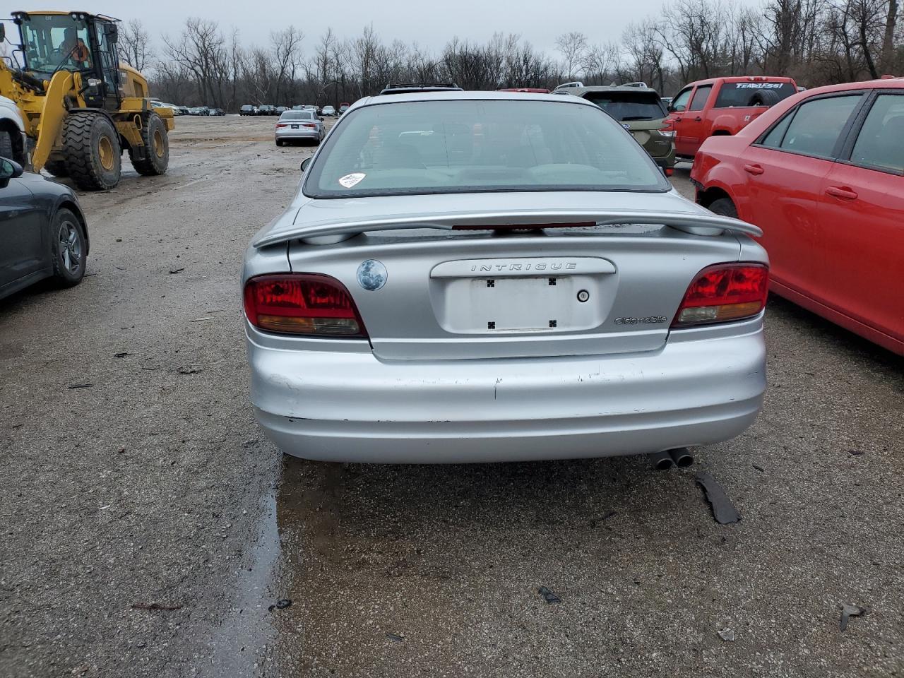 2002 OLDSMOBILE Intrigue