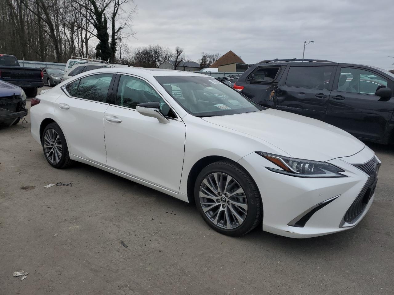 2021 LEXUS ES 250