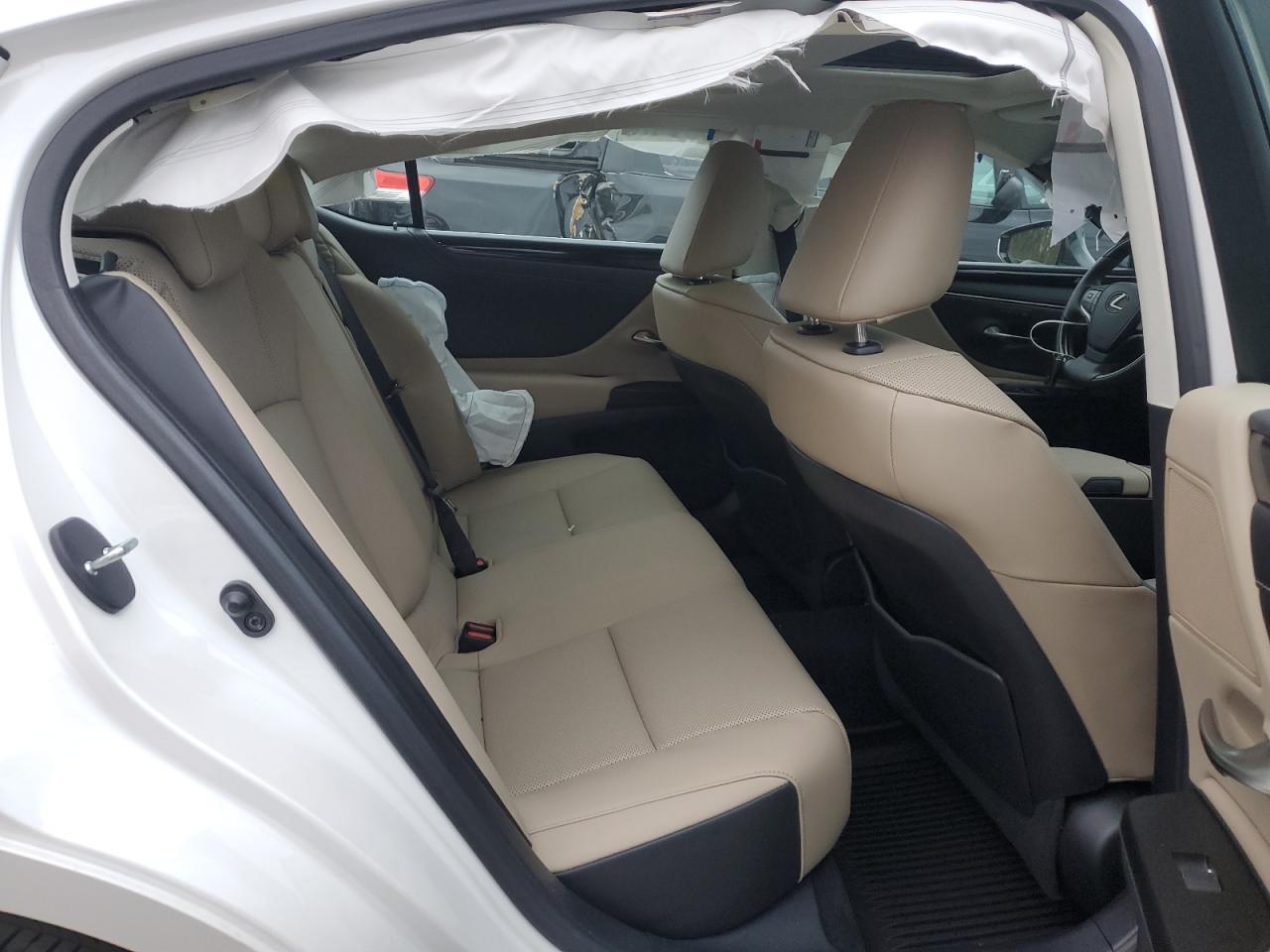 2021 LEXUS ES 250