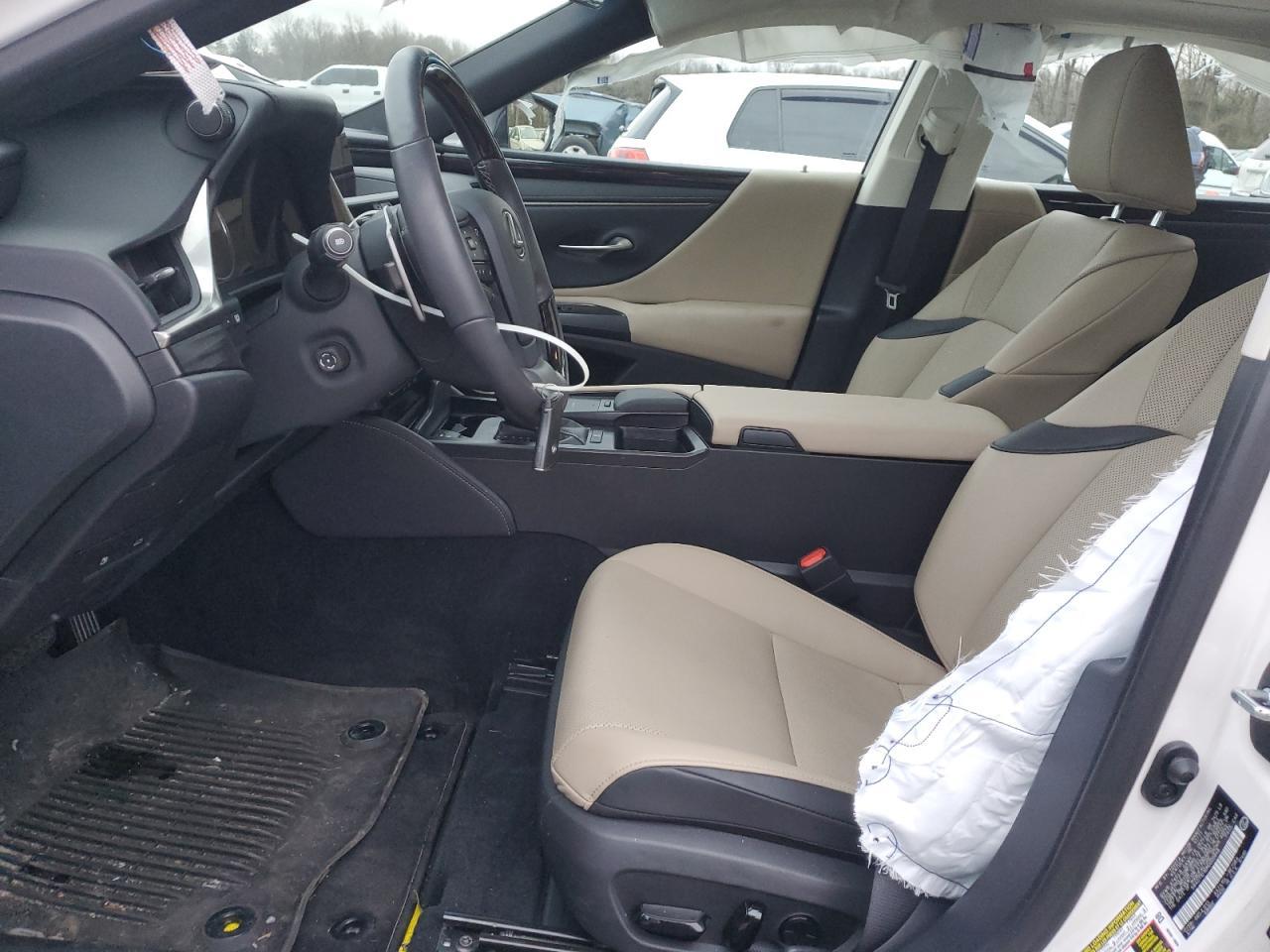 2021 LEXUS ES 250