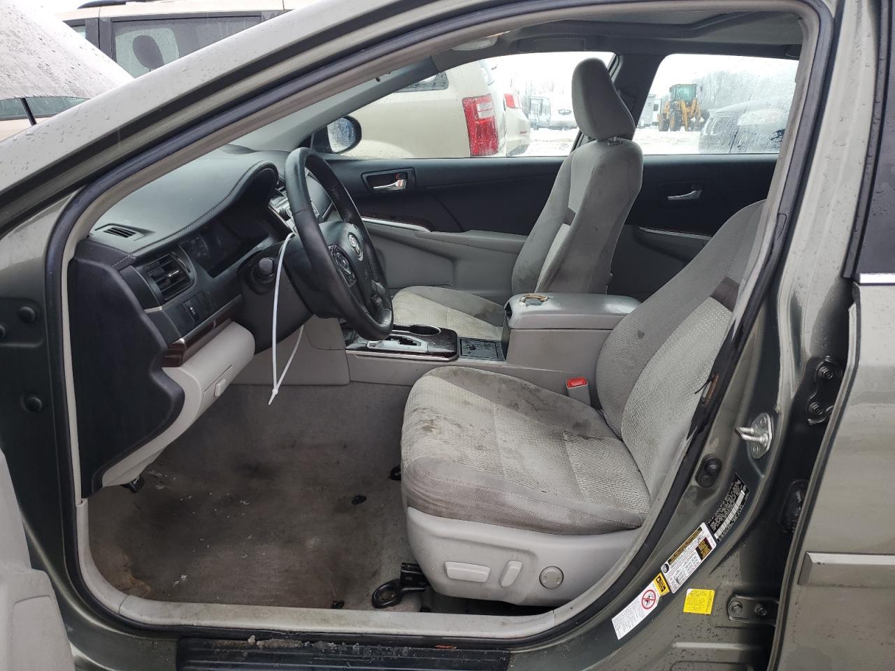2014 TOYOTA CAMRY