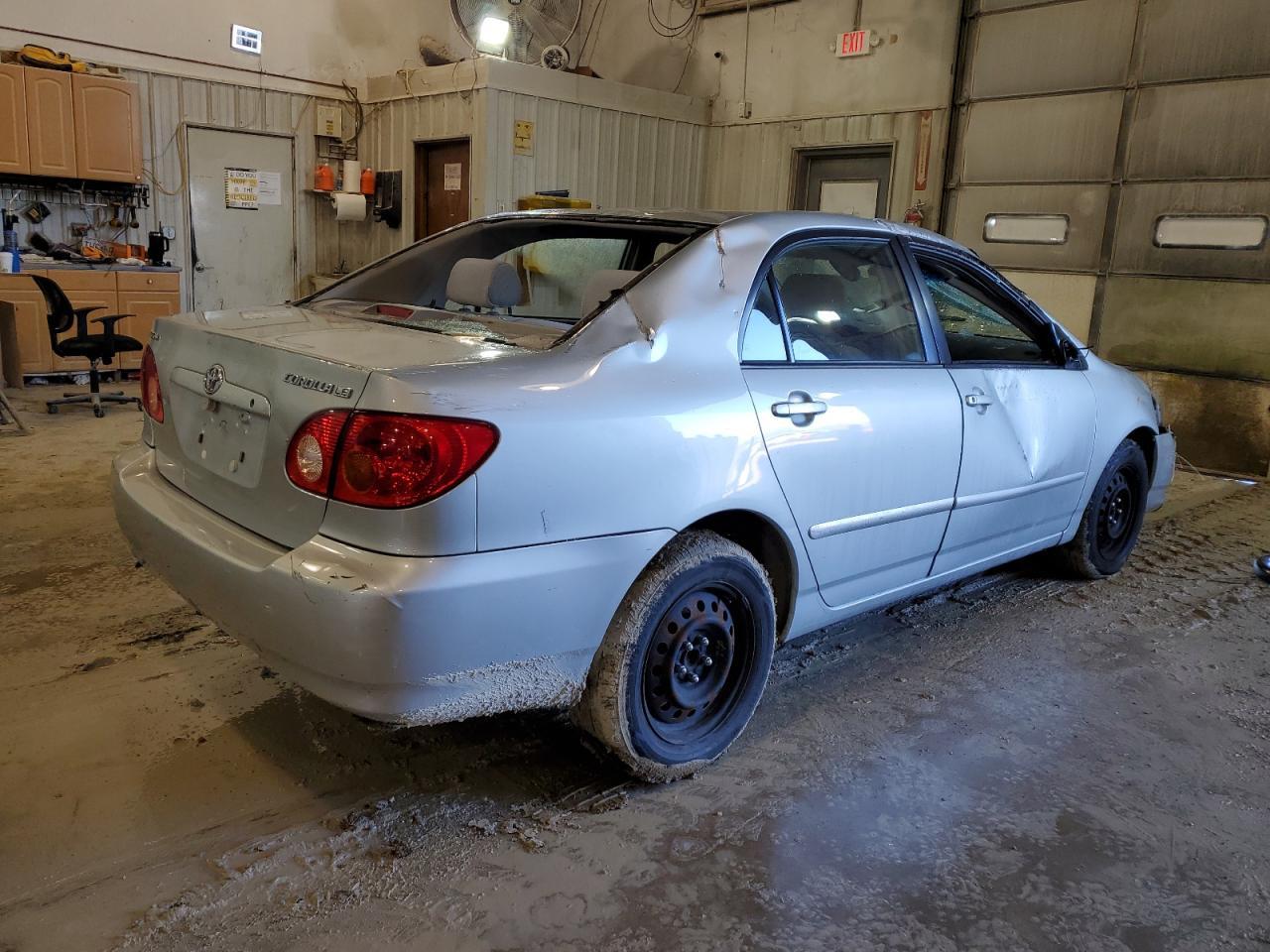2004 TOYOTA COROLLA