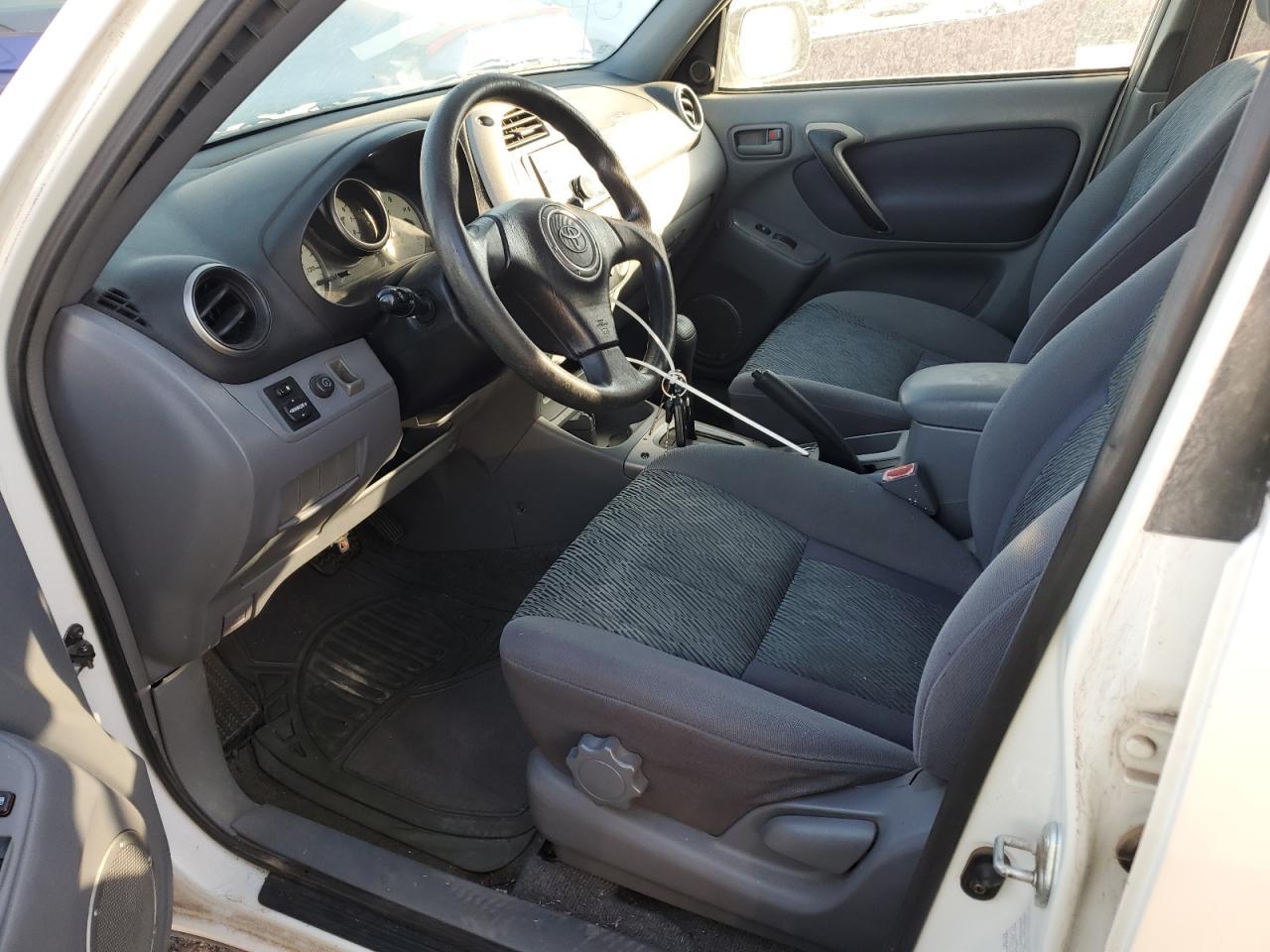 2002 TOYOTA RAV4
