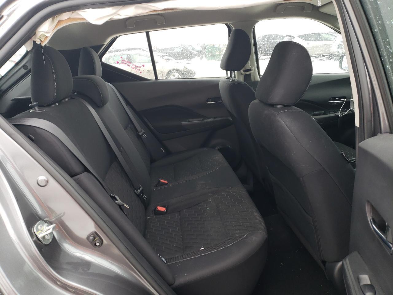 2023 NISSAN KICKS