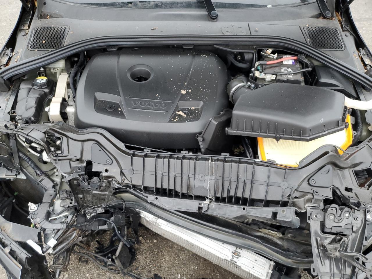 2018 VOLVO S60