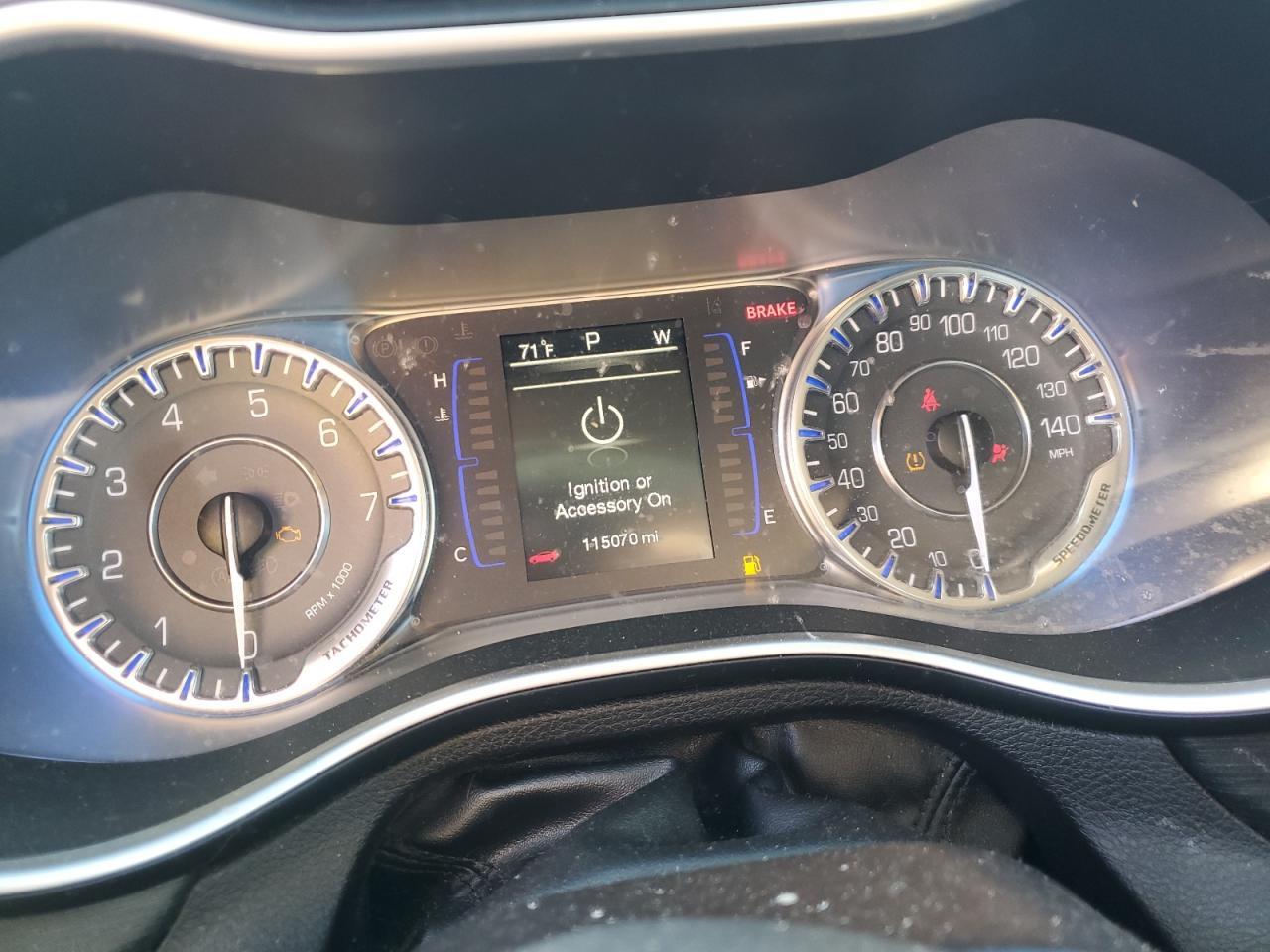 2015 CHRYSLER 200