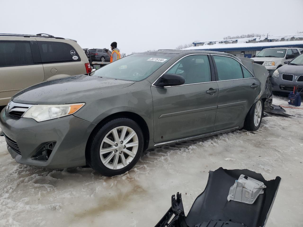 2014 TOYOTA CAMRY