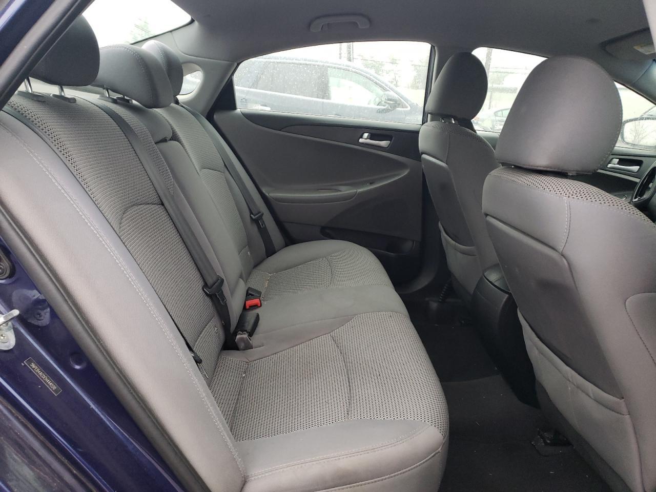2012 HYUNDAI SONATA