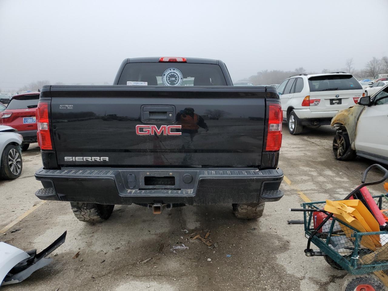 2016 GMC Sierra