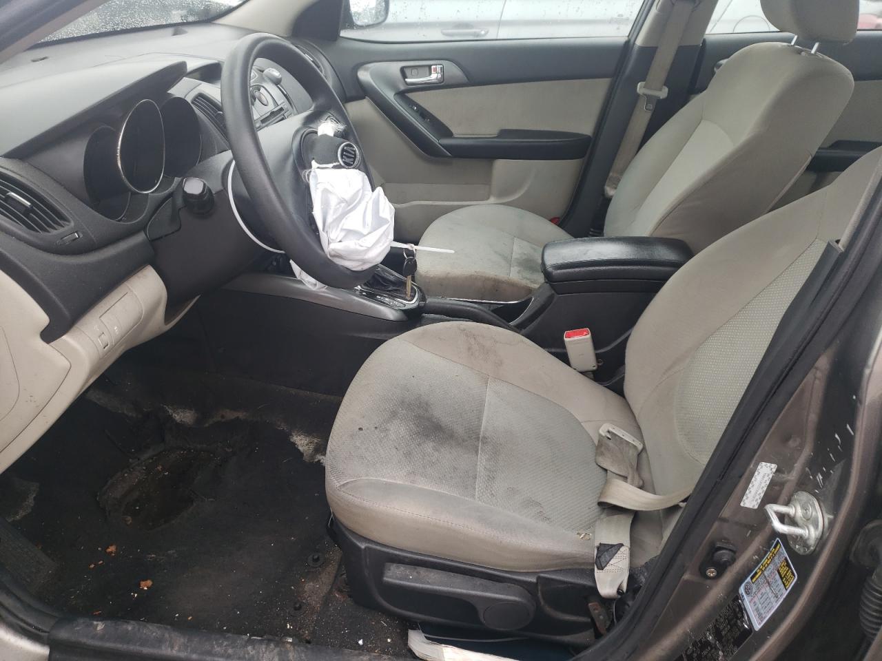 2013 KIA FORTE