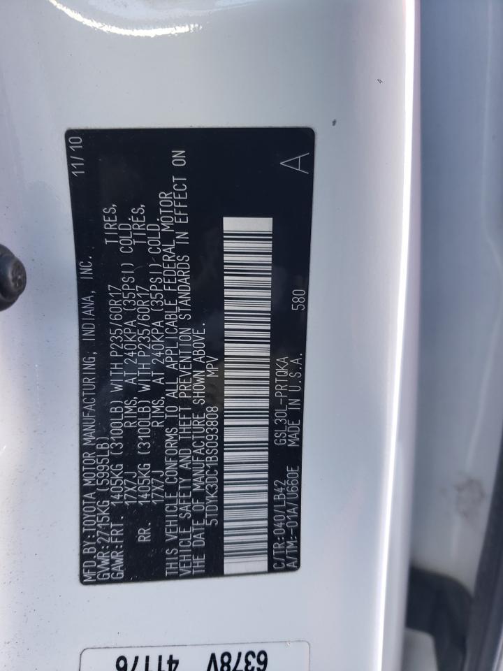 2011 TOYOTA SIENNA