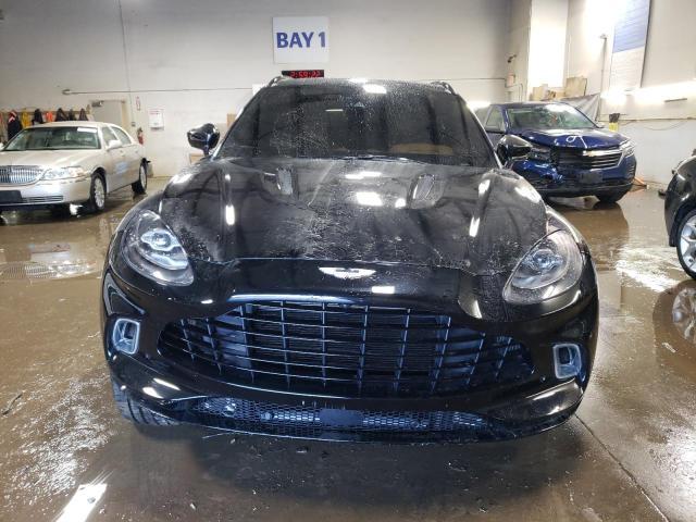 Aston Martin DBX 2021 AM8