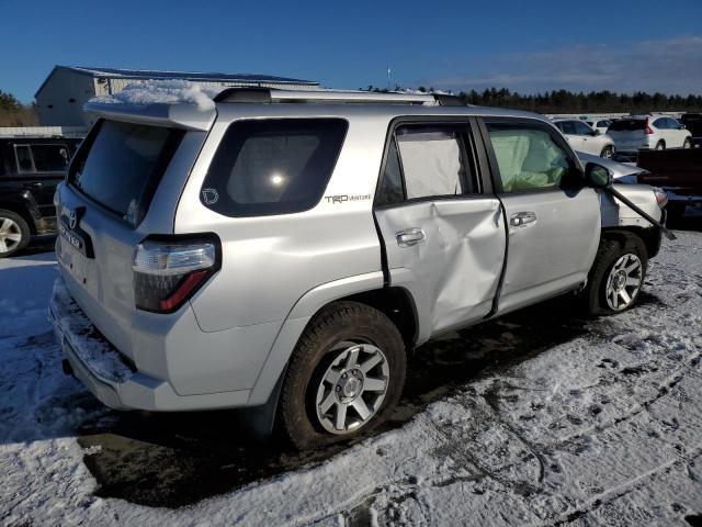 Toyota 4-Runner 2016 Base Grade