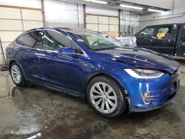 Tesla Model X 2017 