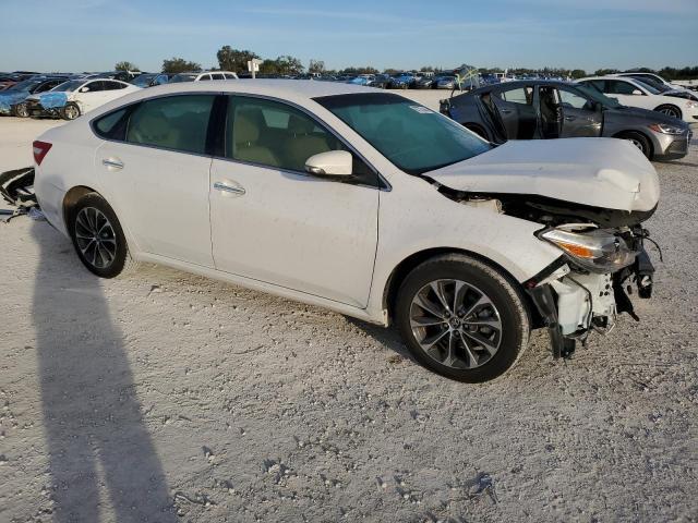Toyota Avalon 2016 
