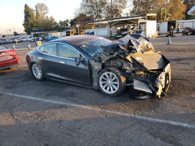Tesla Model S 2018 
