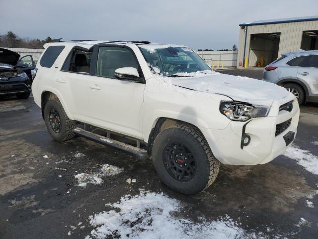 Toyota 4-Runner 2024 SR5 Prem