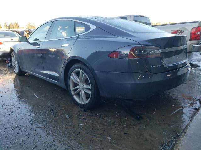 Tesla Model S 2015 