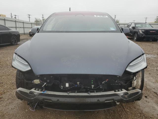 Tesla Model X 2022 