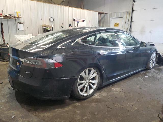 Tesla Model S 2015 