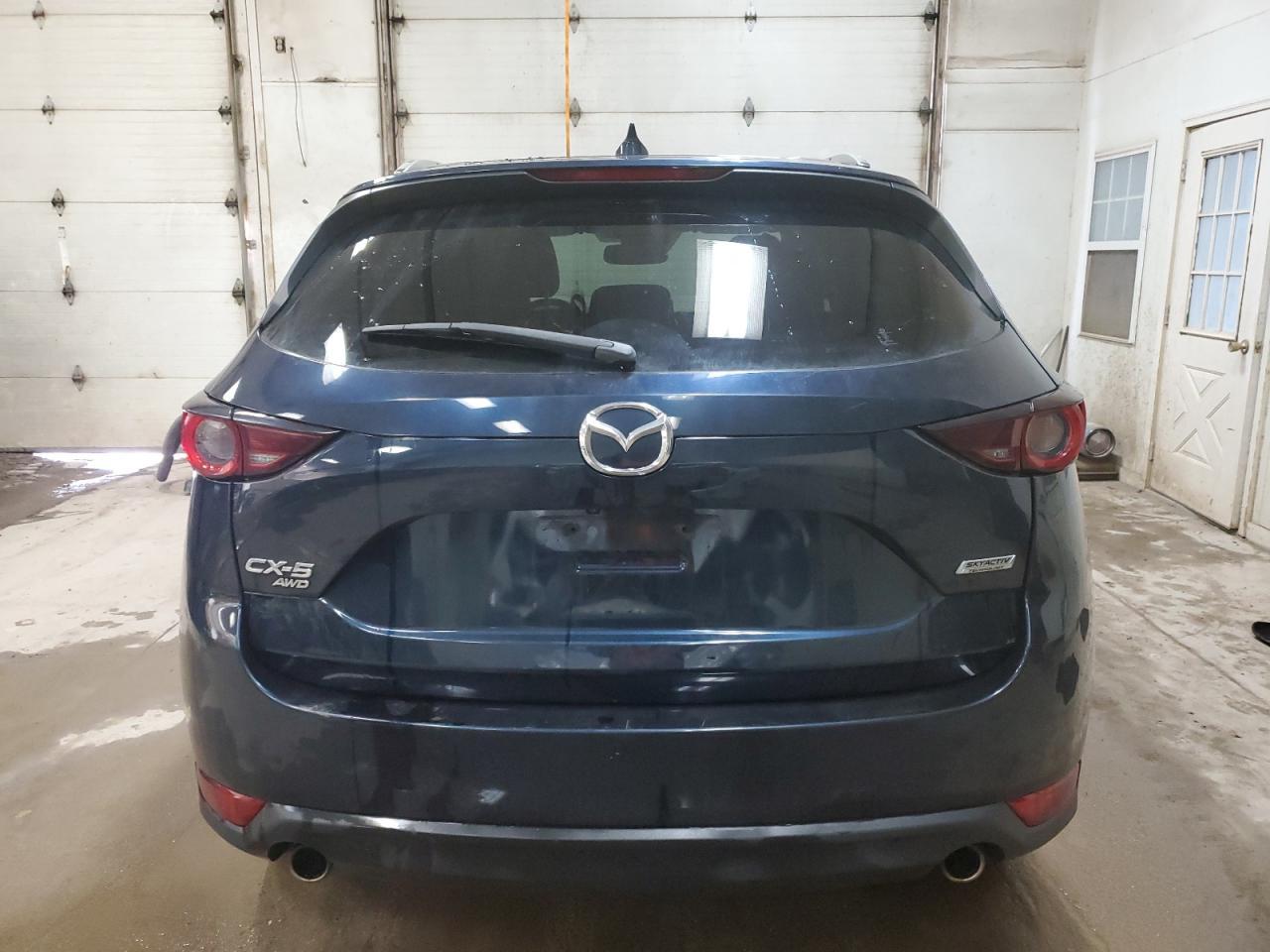 2017 MAZDA CX-5