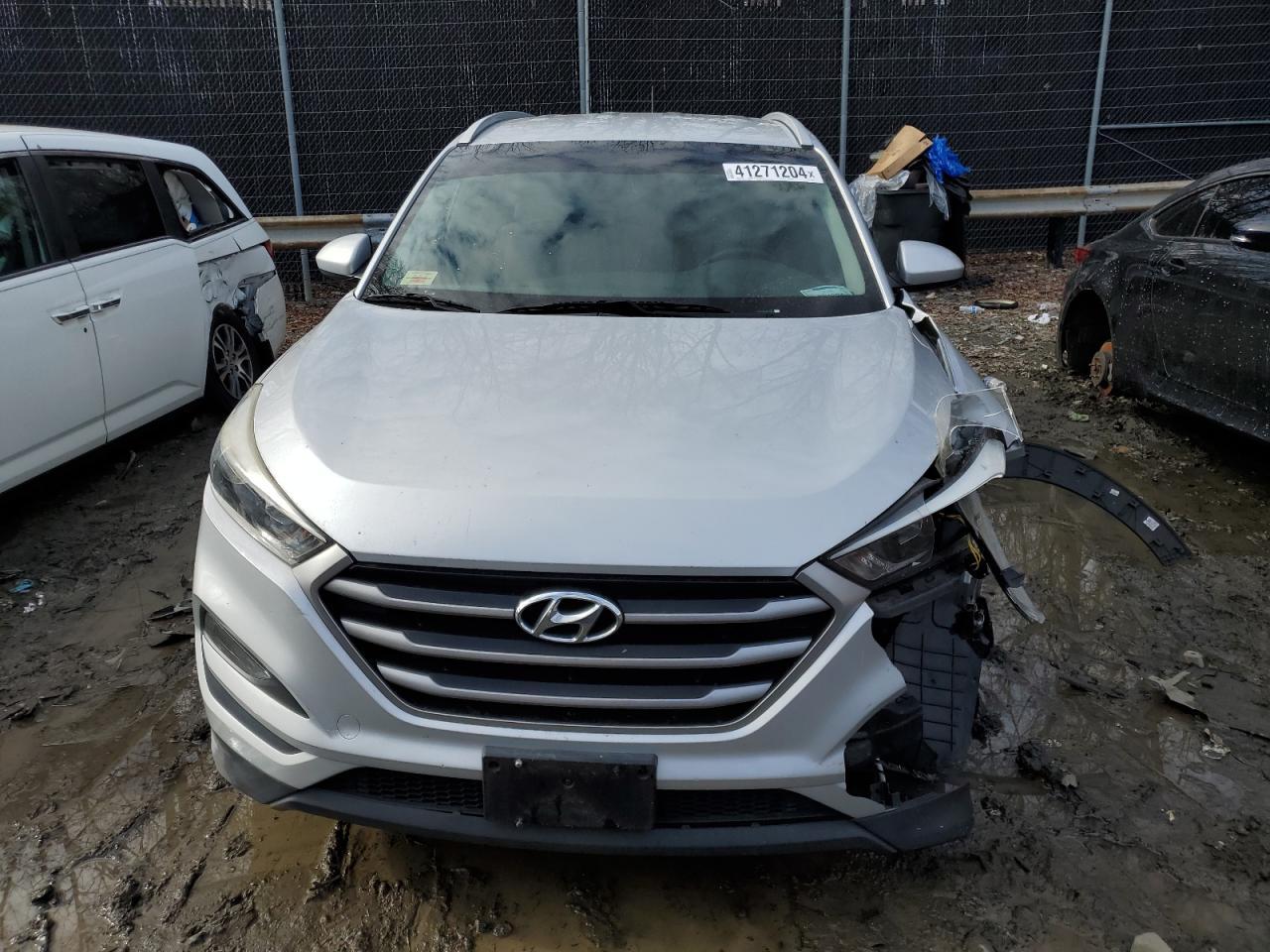 2017 HYUNDAI TUCSON