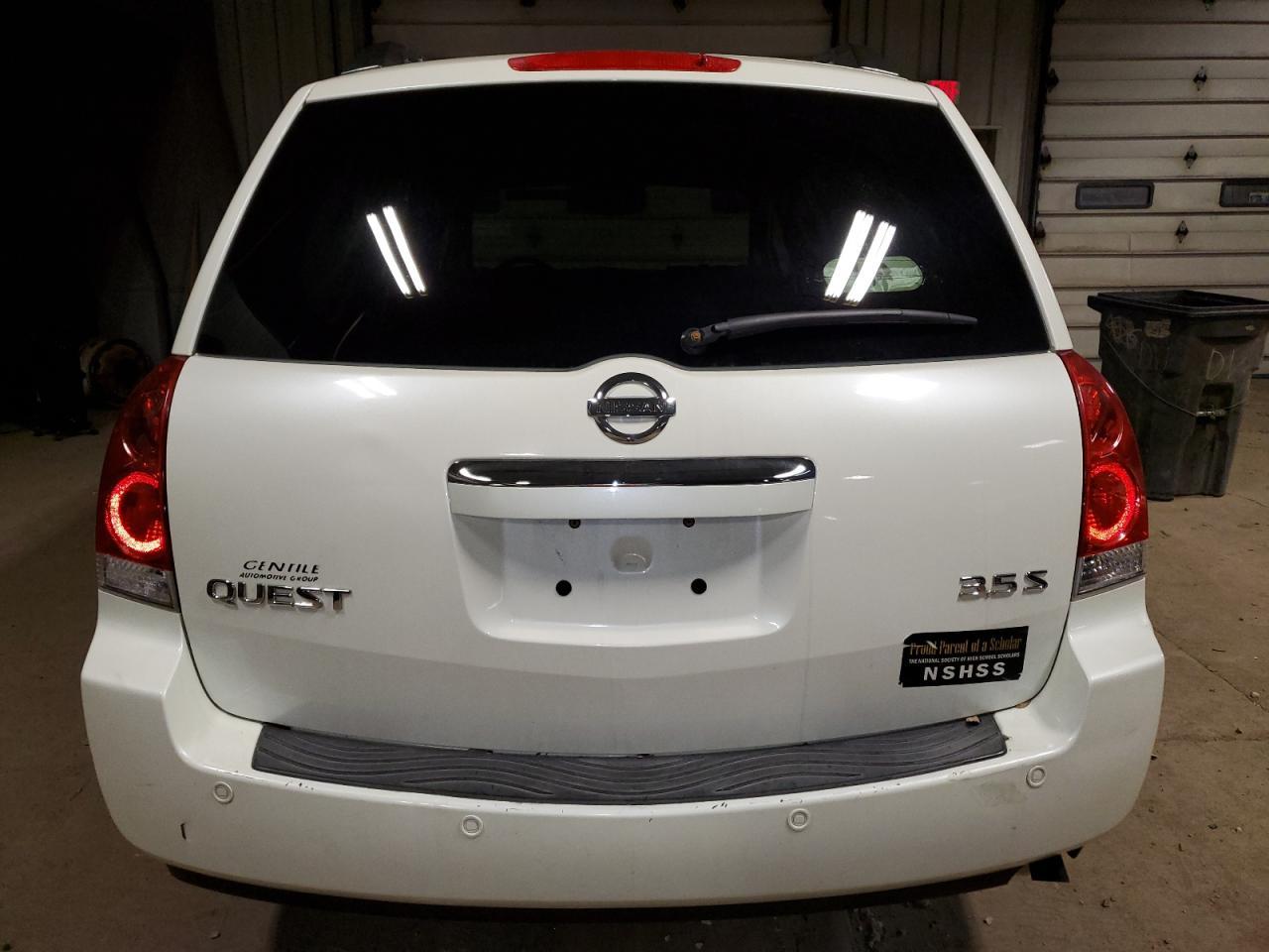 2008 NISSAN Quest