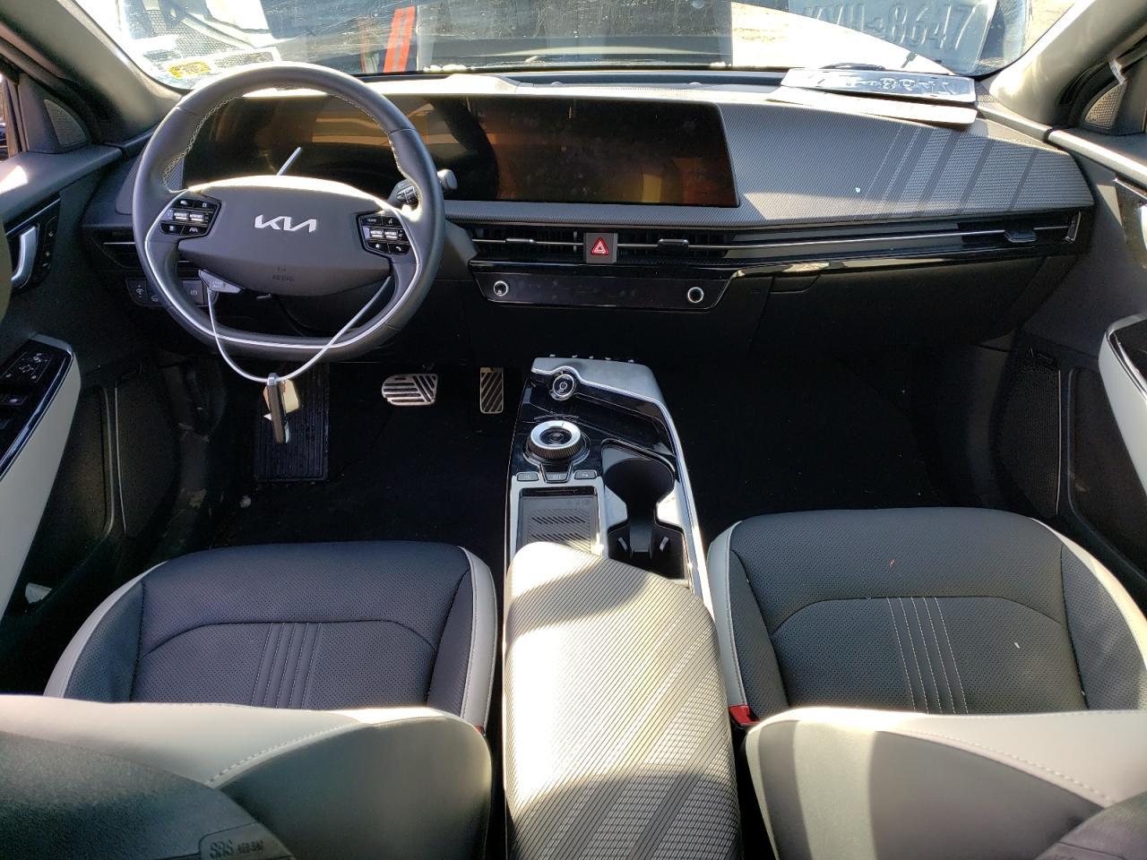 2022 KIA EV6