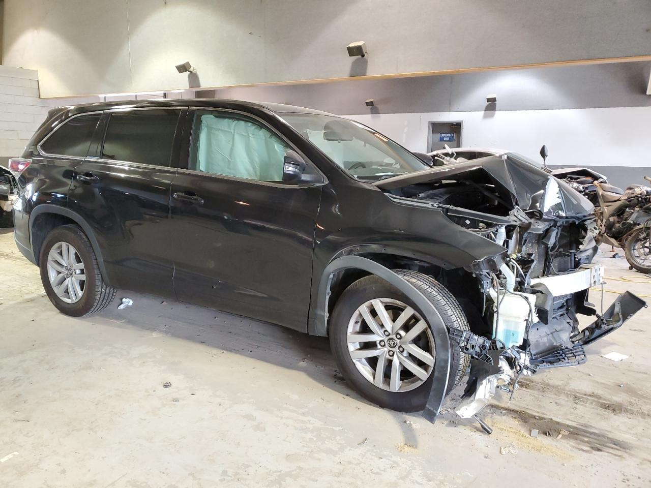 2016 TOYOTA HIGHLANDER