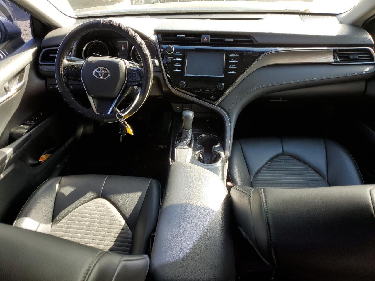 2019 TOYOTA CAMRY
