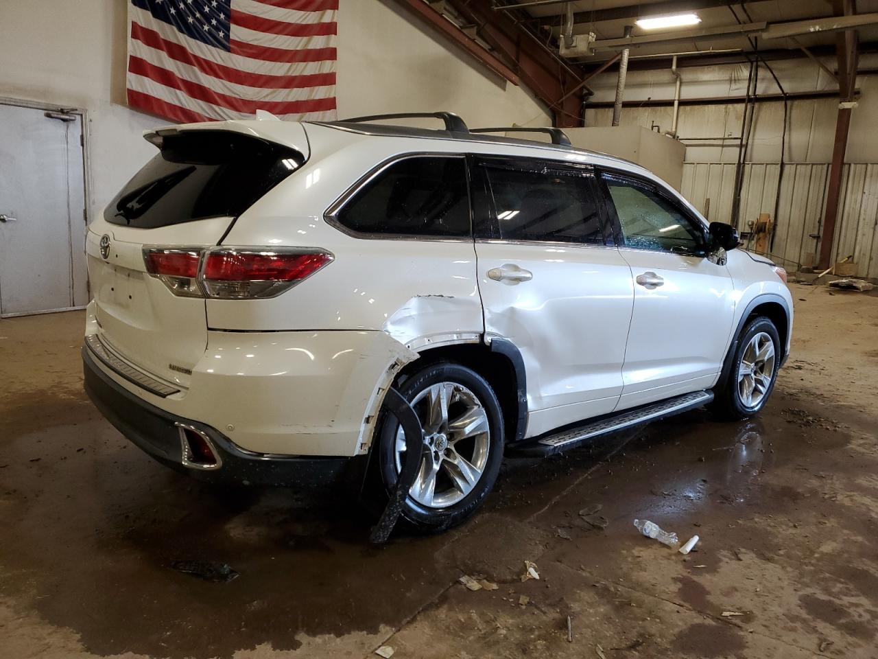2015 TOYOTA HIGHLANDER